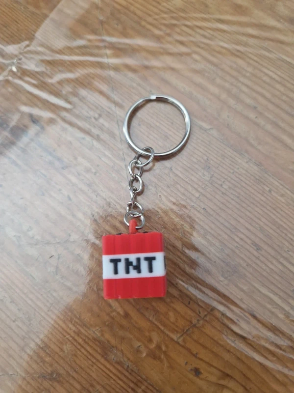 Porte-clés TNT rouge et blanc en impression 3D